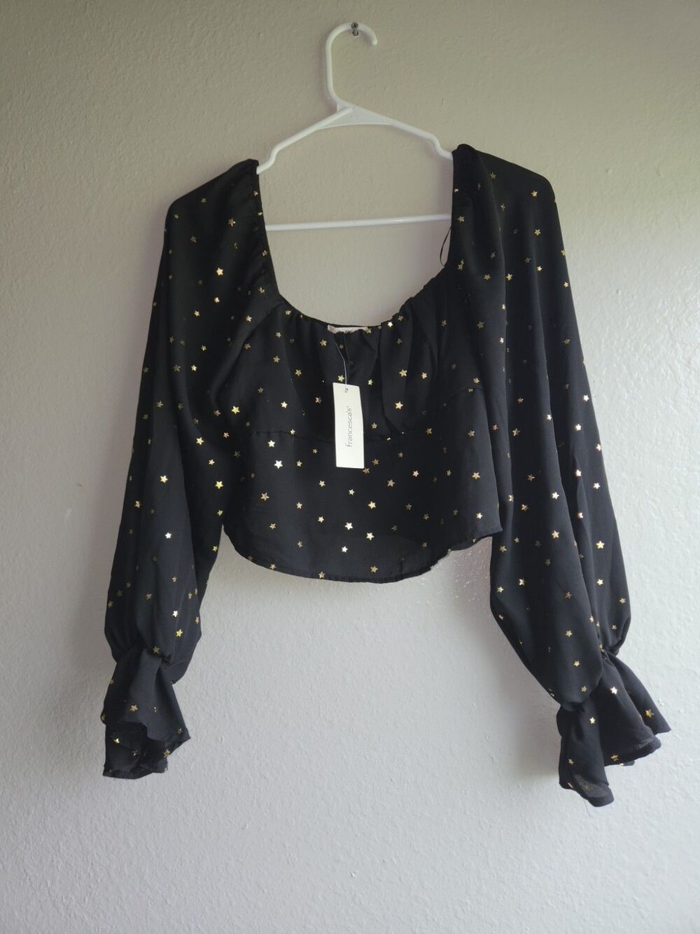 Mi Ami Francesca's Black Gold Metallic Star Crop Top Long Sleeve M NWT